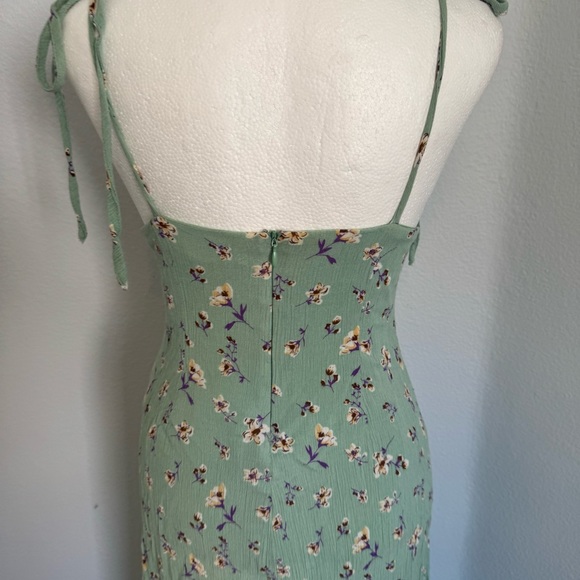 Showpo. Champion Spirit Dress - Picture 7 of 10